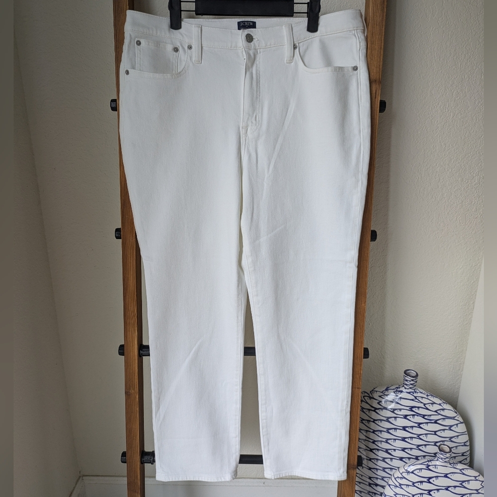 J. Crew Women's Straight Leg White Jeans - Size 32